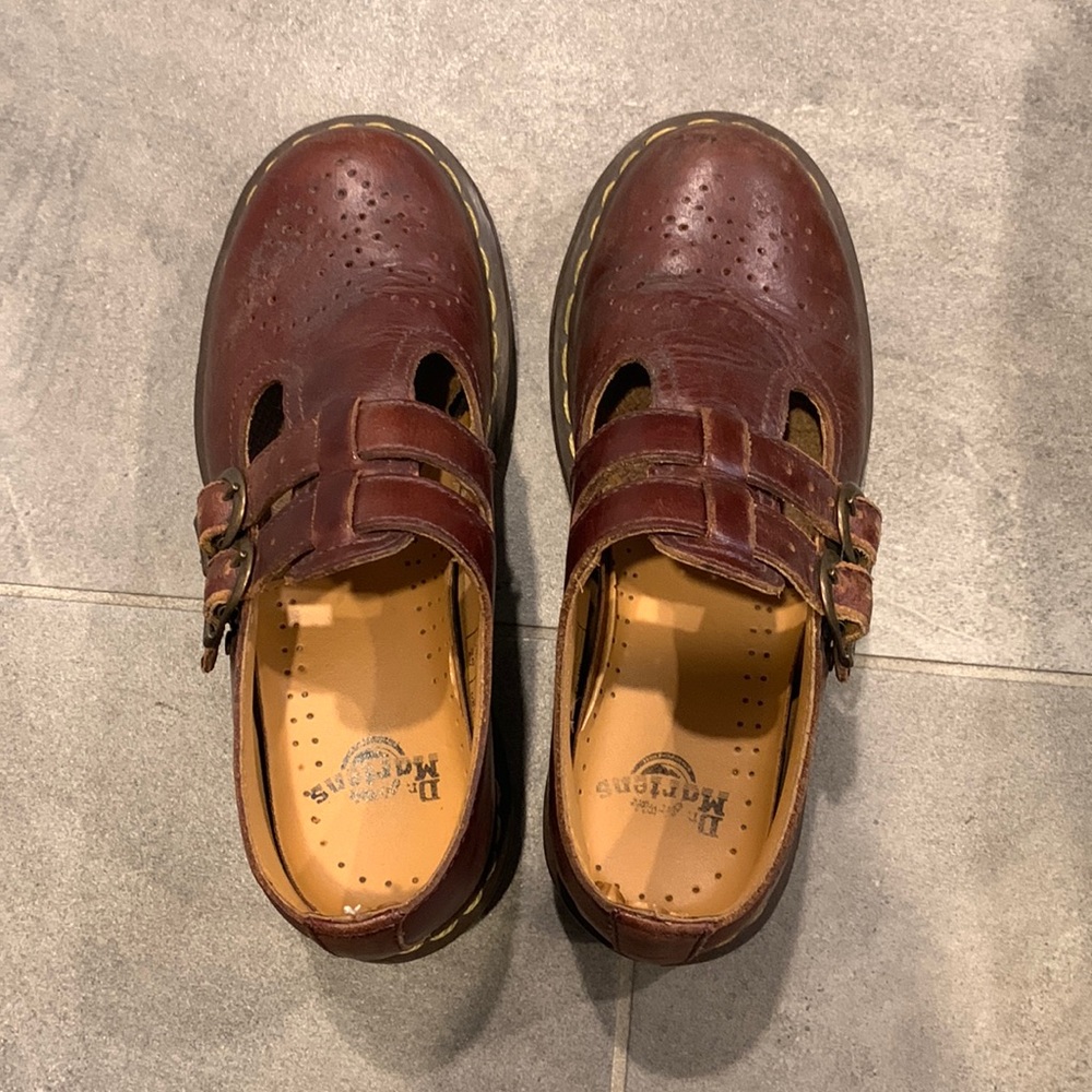 Dr. Martens Brown Mary Janes